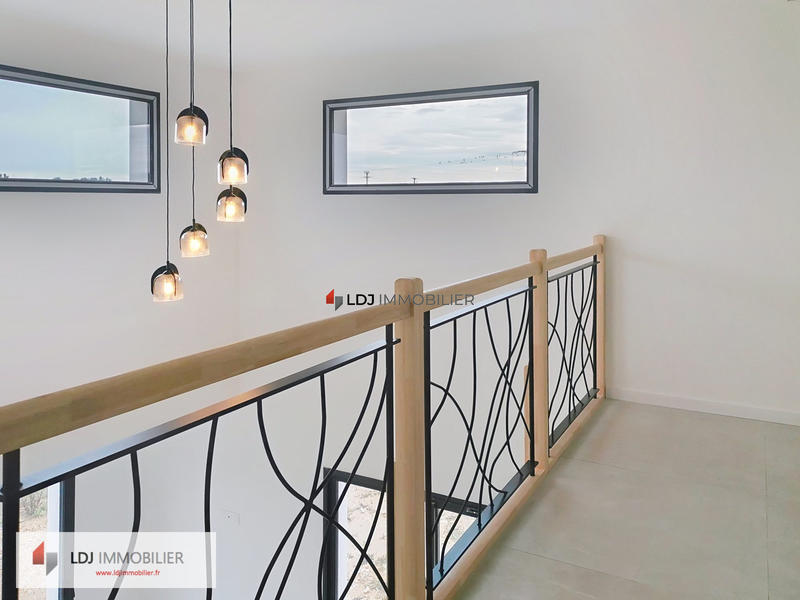 Villa - 99 m² - 4 pièces