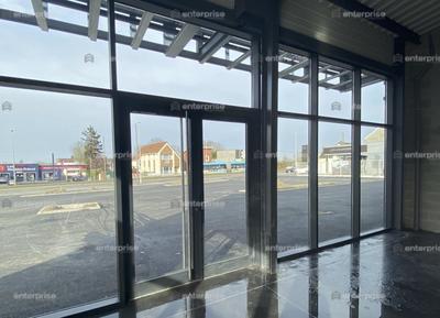 Local commercial - 247 m²