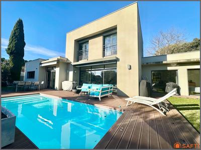 Maison - 151 m² - 6 pièces