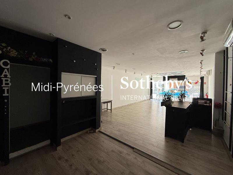 Local commercial - 77 m²