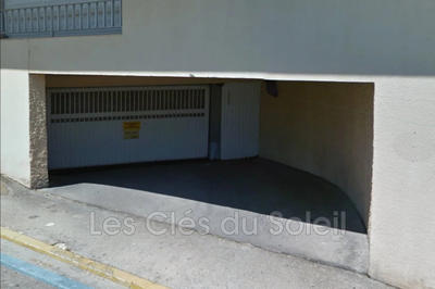 Parking / Garage - 14 m²