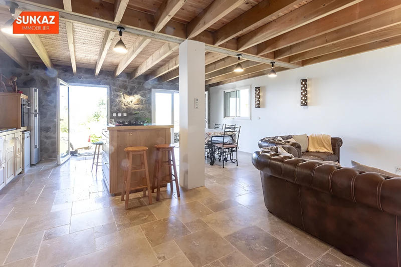 Maison - 130 m² - 5 pièces