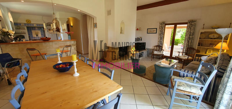 Maison - 162 m² - 8 pièces