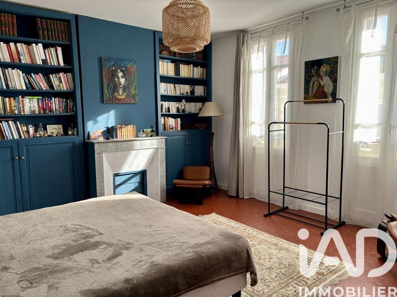 Maison - 220 m² - 9 pièces