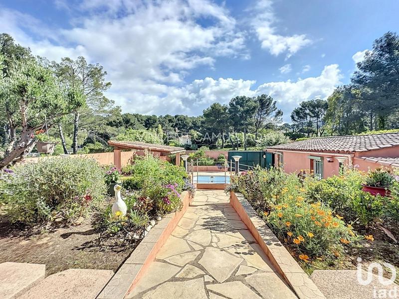 Maison - 142 m² - 5 pièces