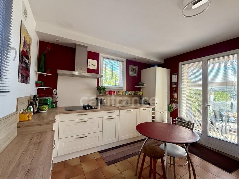 Maison - 180 m² - 5 pièces