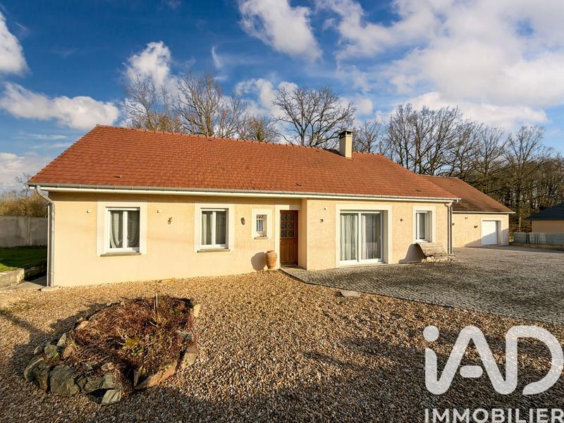 Maison - 107 m² - 6 pièces