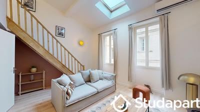 Chambre - 11 m² - 1 pièce