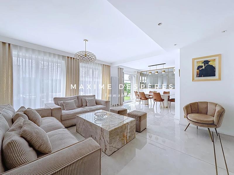 Appartement - 110 m² - 4 pièces