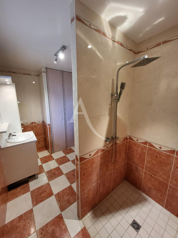 Maison - 155 m² - 8 pièces