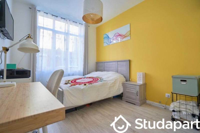 Chambre - 10 m² - 1 pièce