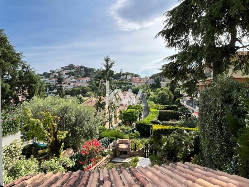 Maison de ville - 132 m² - 5 pièces