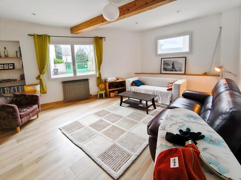 Maison - 170 m² - 8 pièces