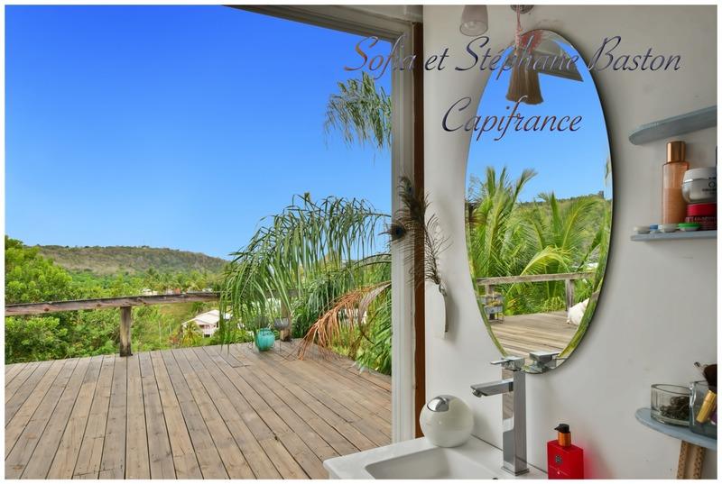 Maison - 241 m² - 10 pièces