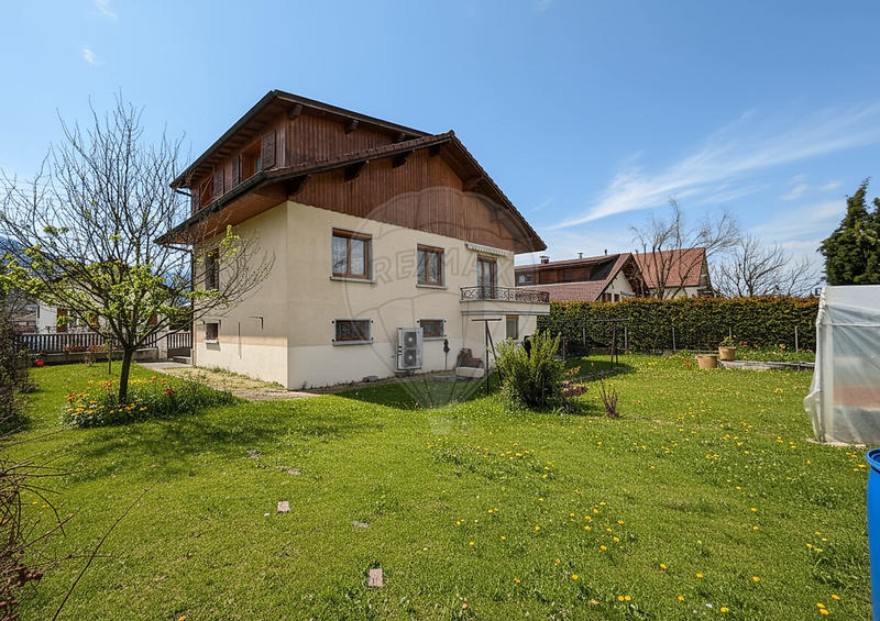 Maison - 119 m² - 6 pièces