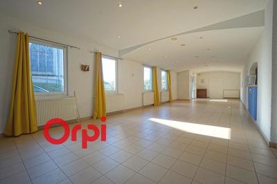 Immeuble - 340 m² - 7 pièces