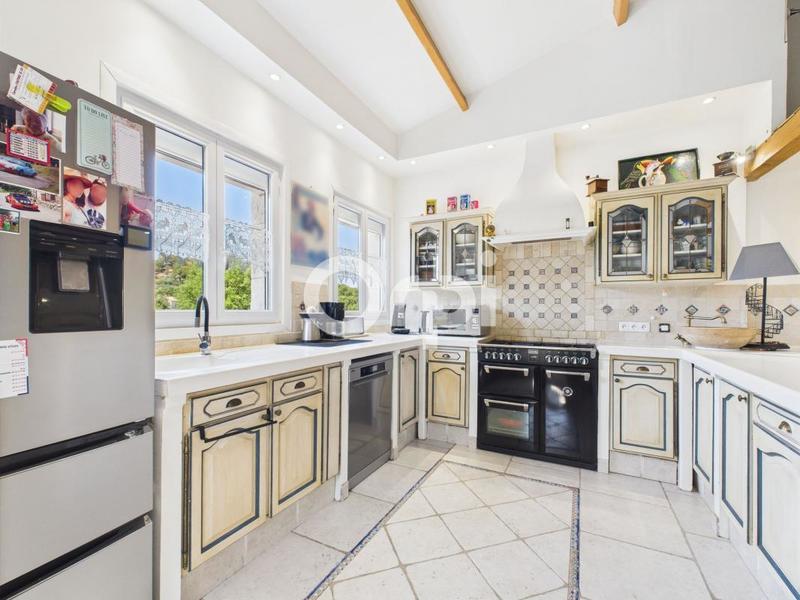 Maison - 165 m² - 7 pièces