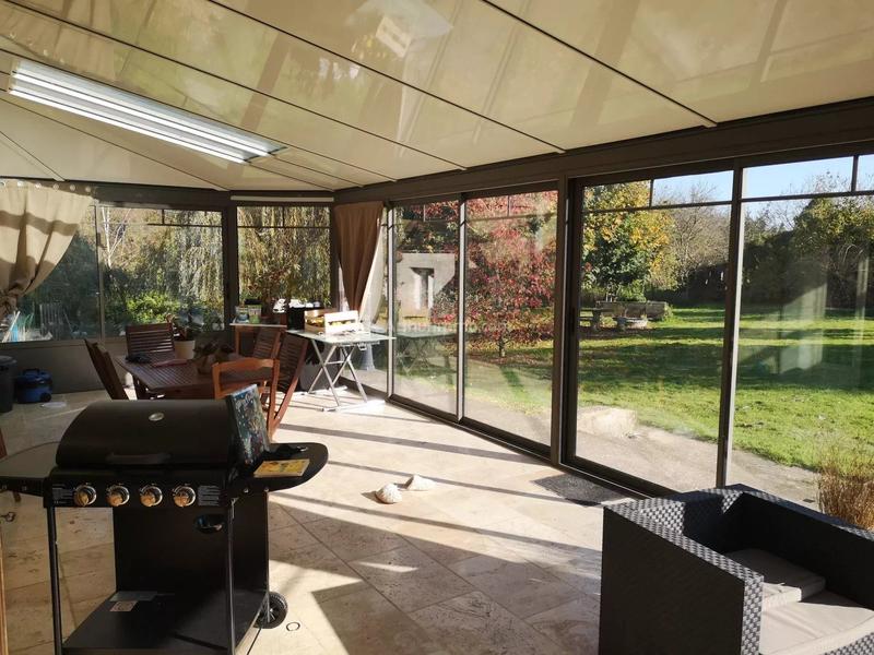 Maison - 220 m² - 9 pièces