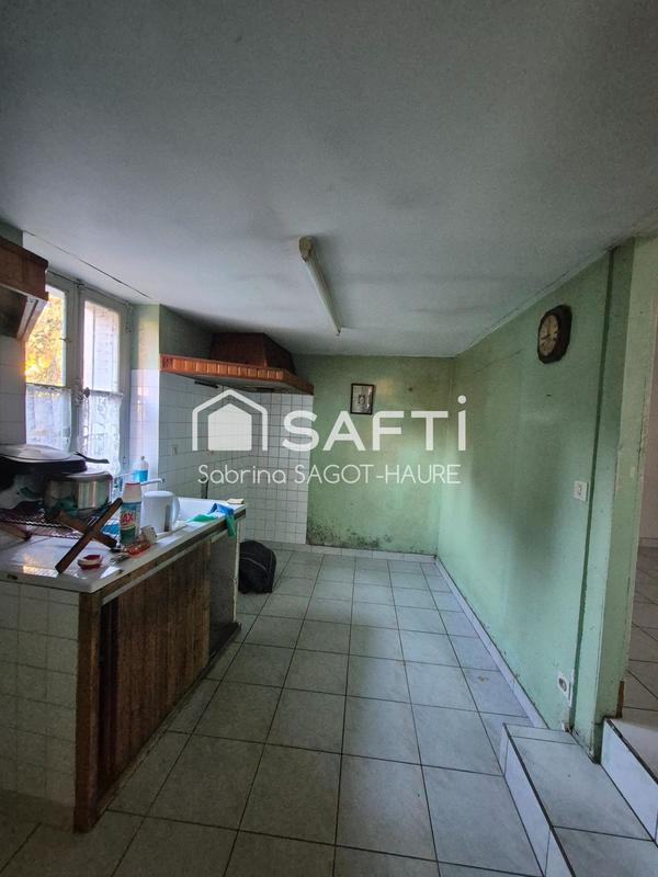 Maison - 90 m² - 4 pièces