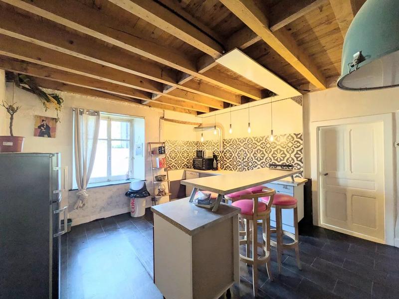 Maison - 196 m² - 6 pièces