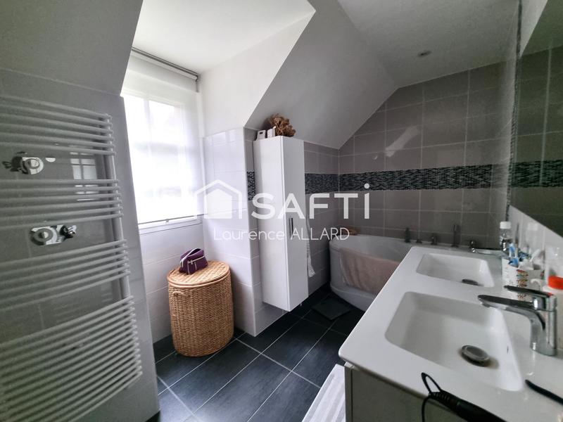 Maison - 115 m² - 7 pièces