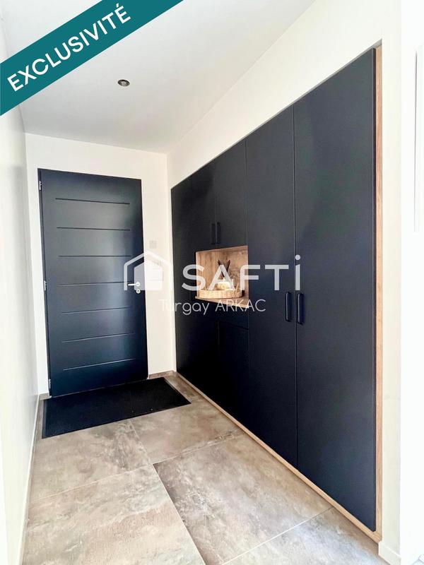 Maison - 140 m² - 5 pièces