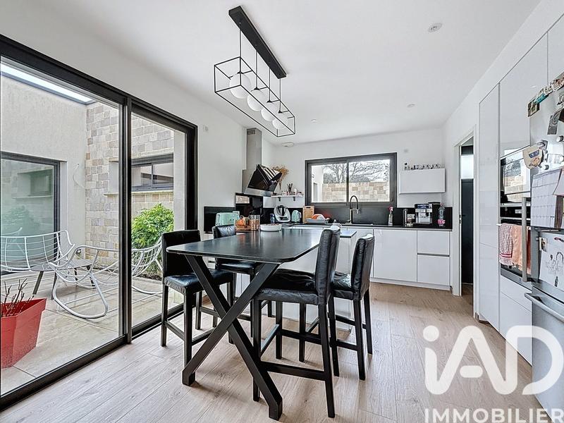 Maison - 134 m² - 6 pièces