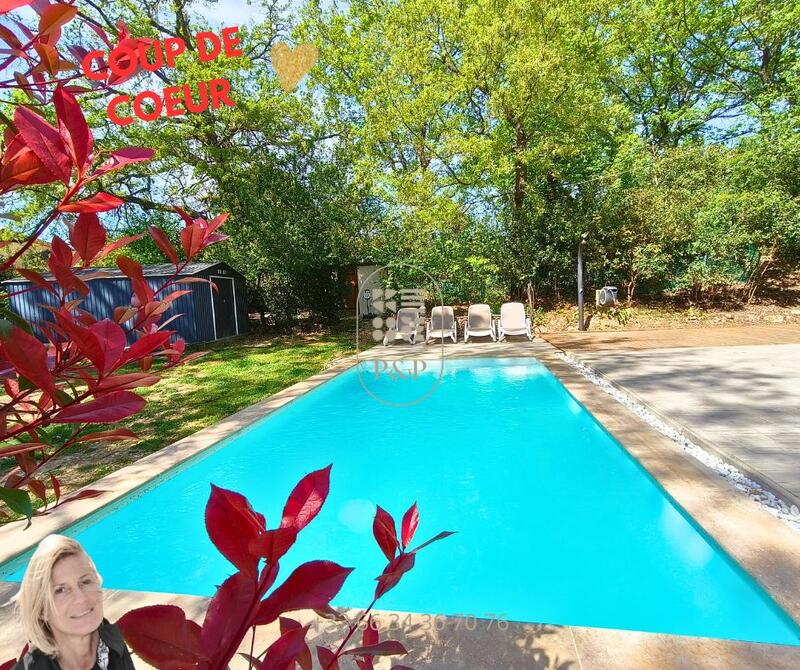 Maison - 232 m² - 8 pièces