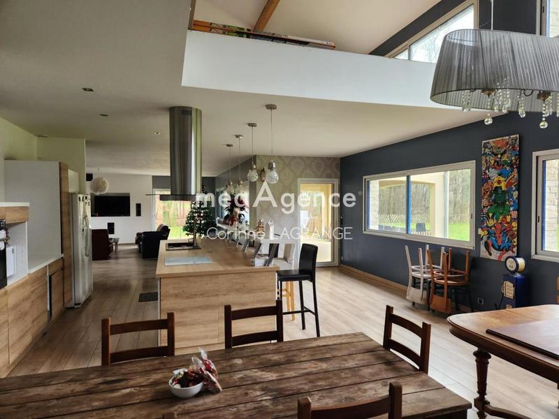 Maison de campagne - 263 m² - 5 pièces