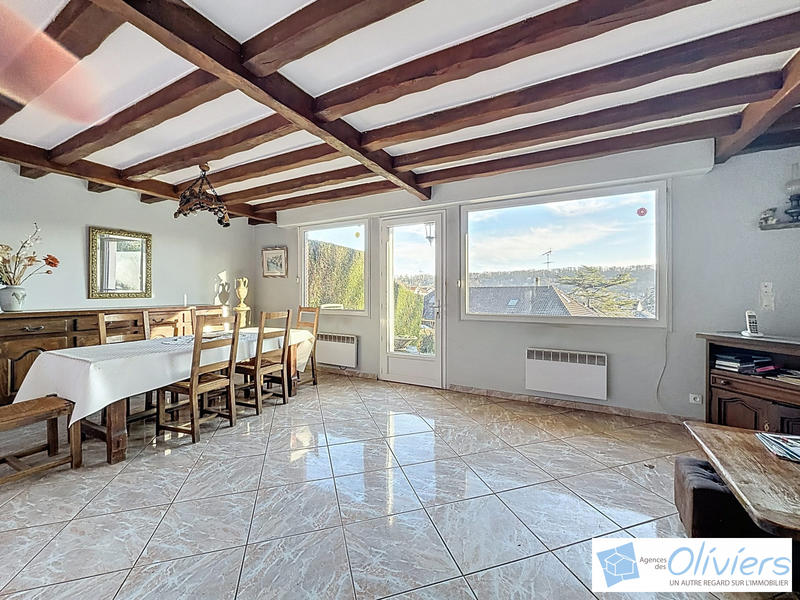 Maison - 110 m² - 6 pièces