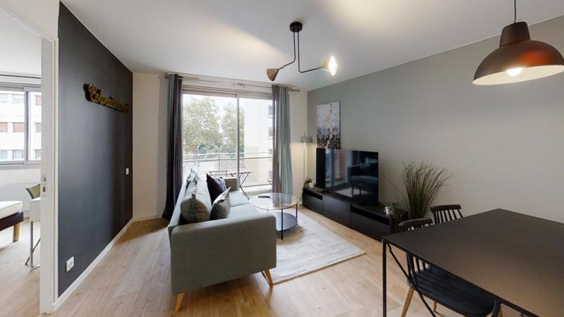 Appartement - 80 m² - 5 pièces