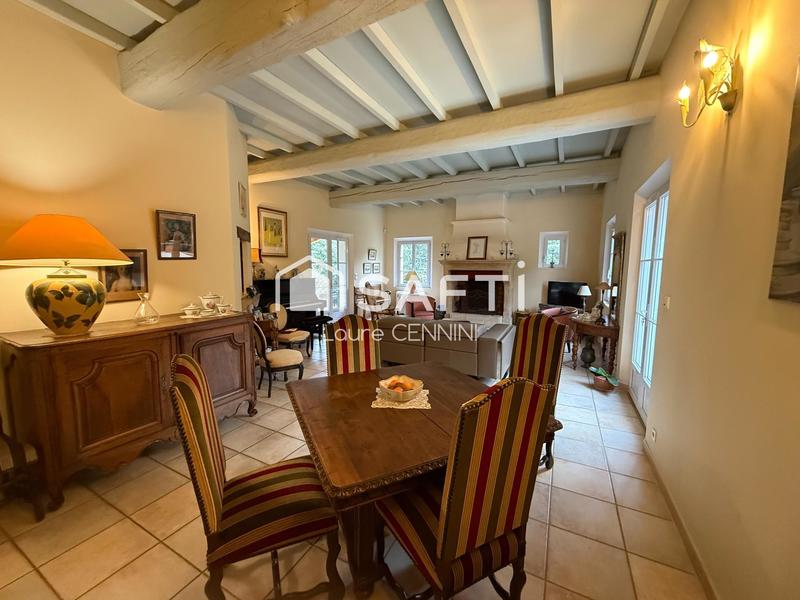 Maison - 140 m² - 5 pièces