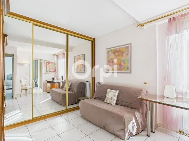 Appartement - 96 m² - 4 pièces