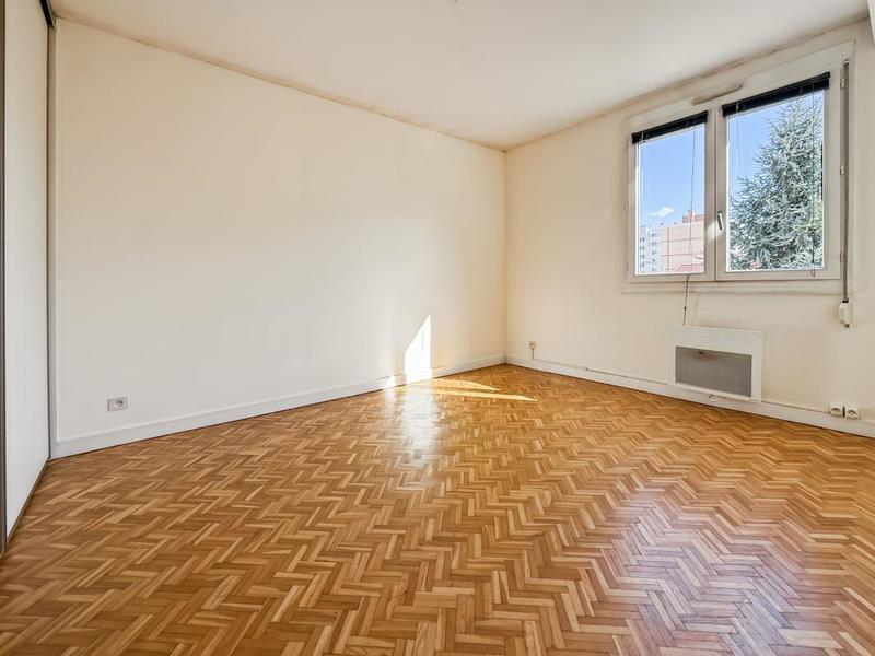 Appartement - 95 m² - 4 pièces