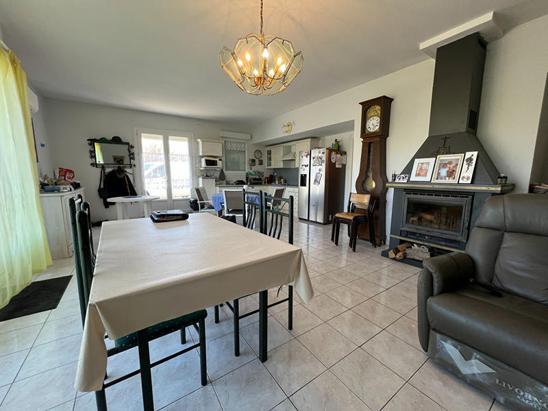 Maison - 306 m² - 11 pièces