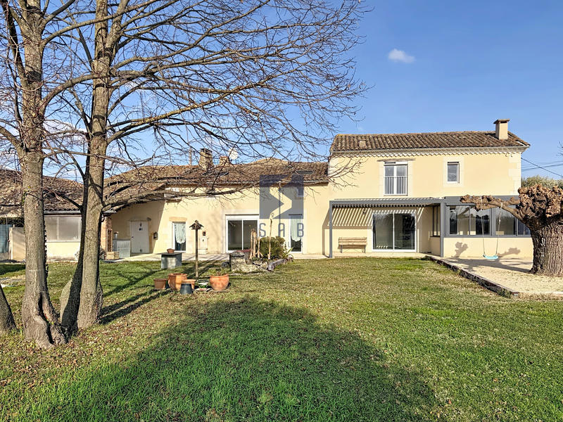 Maison - 165 m² - 6 pièces