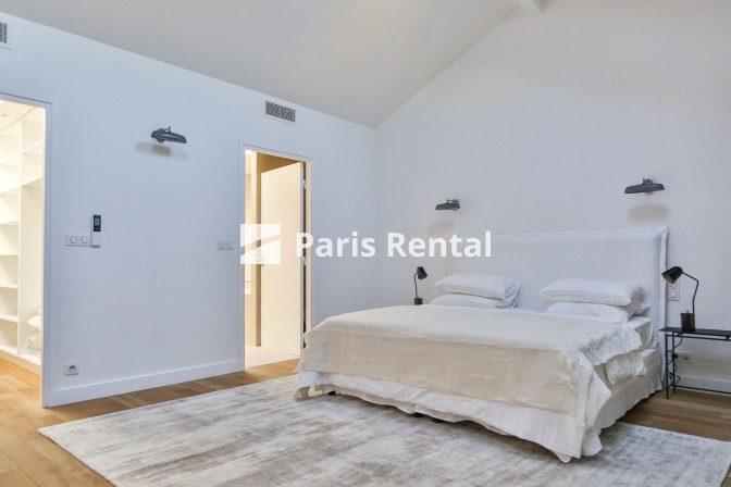 Appartement - 186 m² - 4 pièces