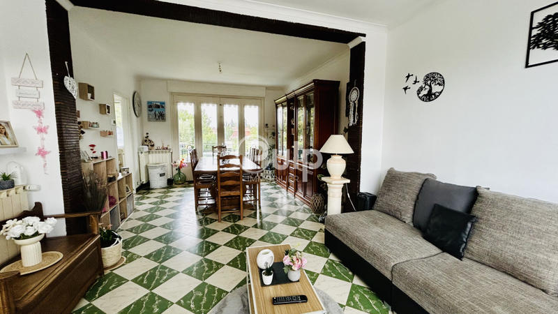 Maison - 136 m² - 6 pièces