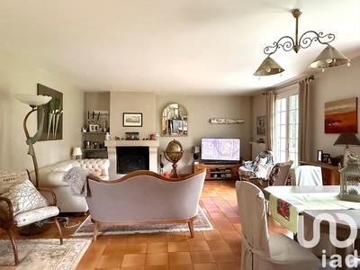 Maison - 180 m² - 7 pièces