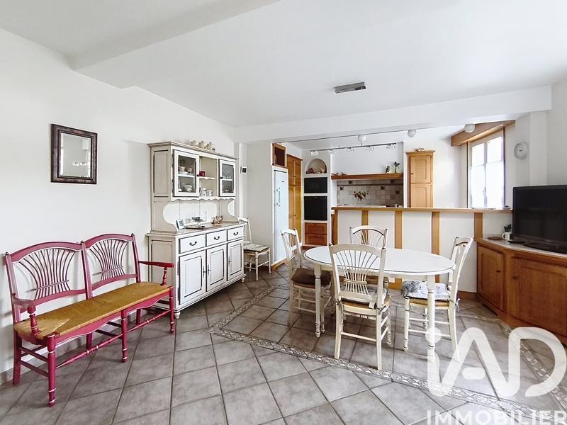 Maison de village - 205 m² - 9 pièces