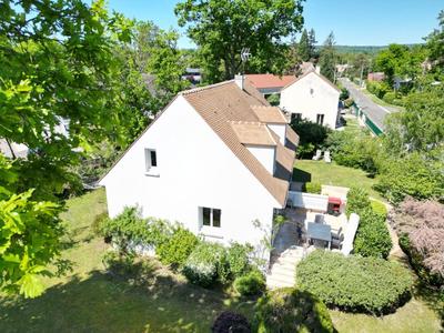 Maison - 152 m² - 6 pièces