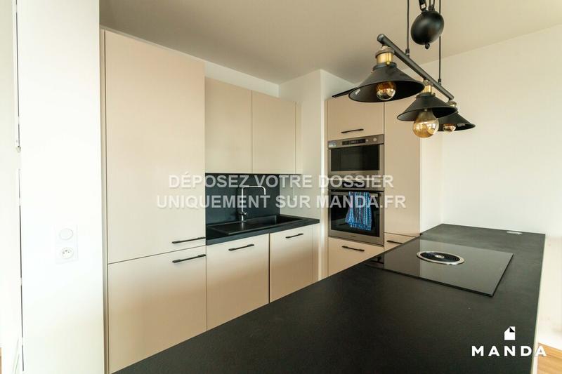 Appartement - 90 m² - 4 pièces