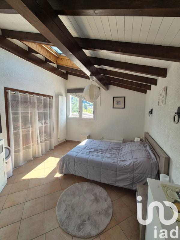 Maison - 192 m² - 6 pièces