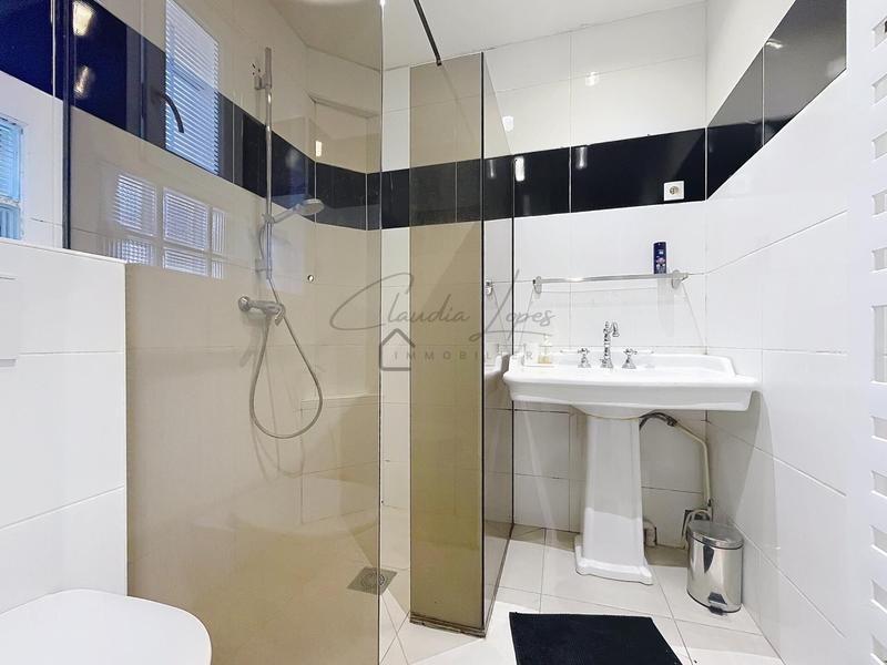 Maison - 160 m² - 8 pièces