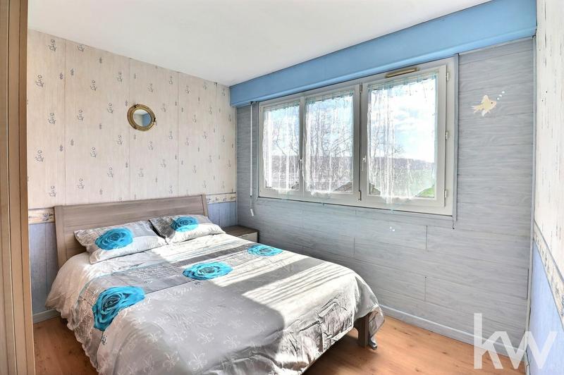 Appartement - 92 m² - 5 pièces