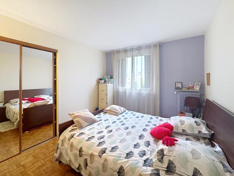 Appartement - 83 m² - 4 pièces