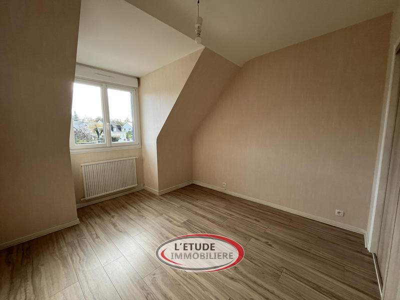 Maison - 104 m² - 6 pièces