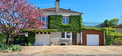 Maison - 151 m² - 7 pièces