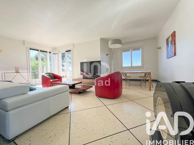 Maison - 167 m² - 6 pièces