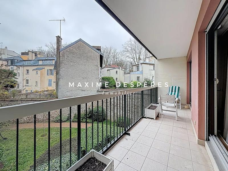 Appartement - 100 m² - 4 pièces